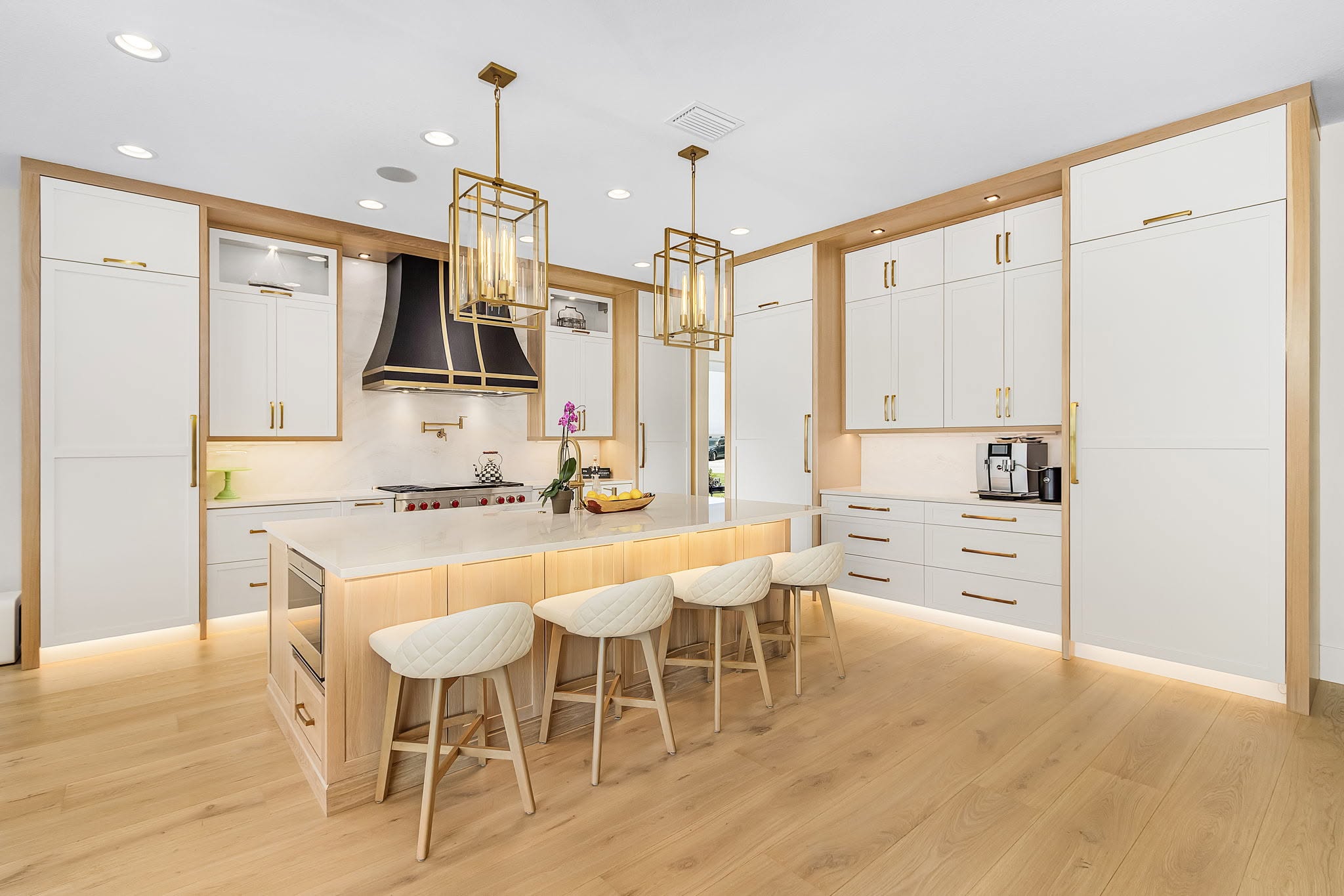 Selected Kitchen remodeling project by Proskillz Remodeling